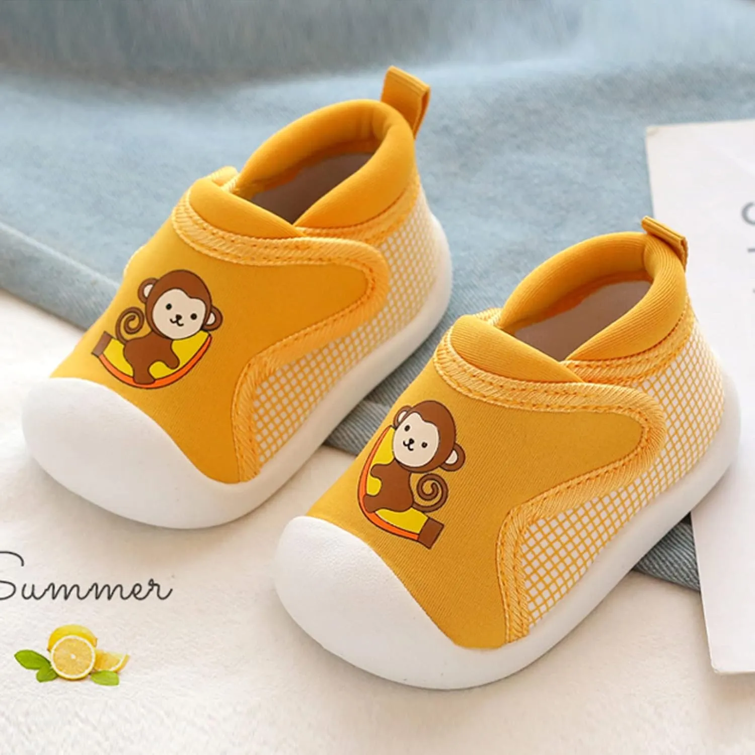 Girls Boys Leisure Shoes Cotton Cloth Cartoon Prints Soft Bottom Breathable Slip On Sport Shoes Non Slip Baby Shoes
