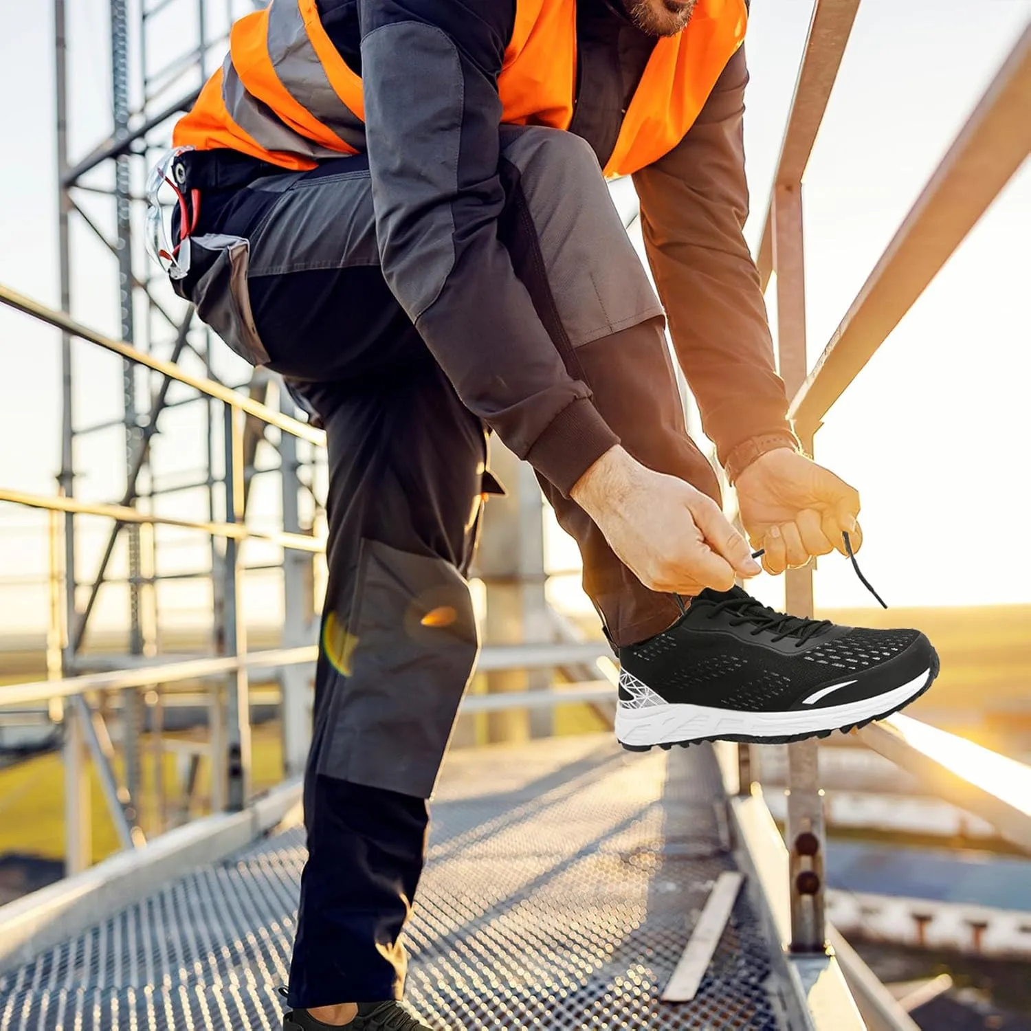 LUPWEE Steel Toe Shoes for Men Women, Slip Resistant Safety Work Shoes Puncture Proof Comfortable Indestructible Sneakers with Specialized Work Insole for Industry Construction Warehouse