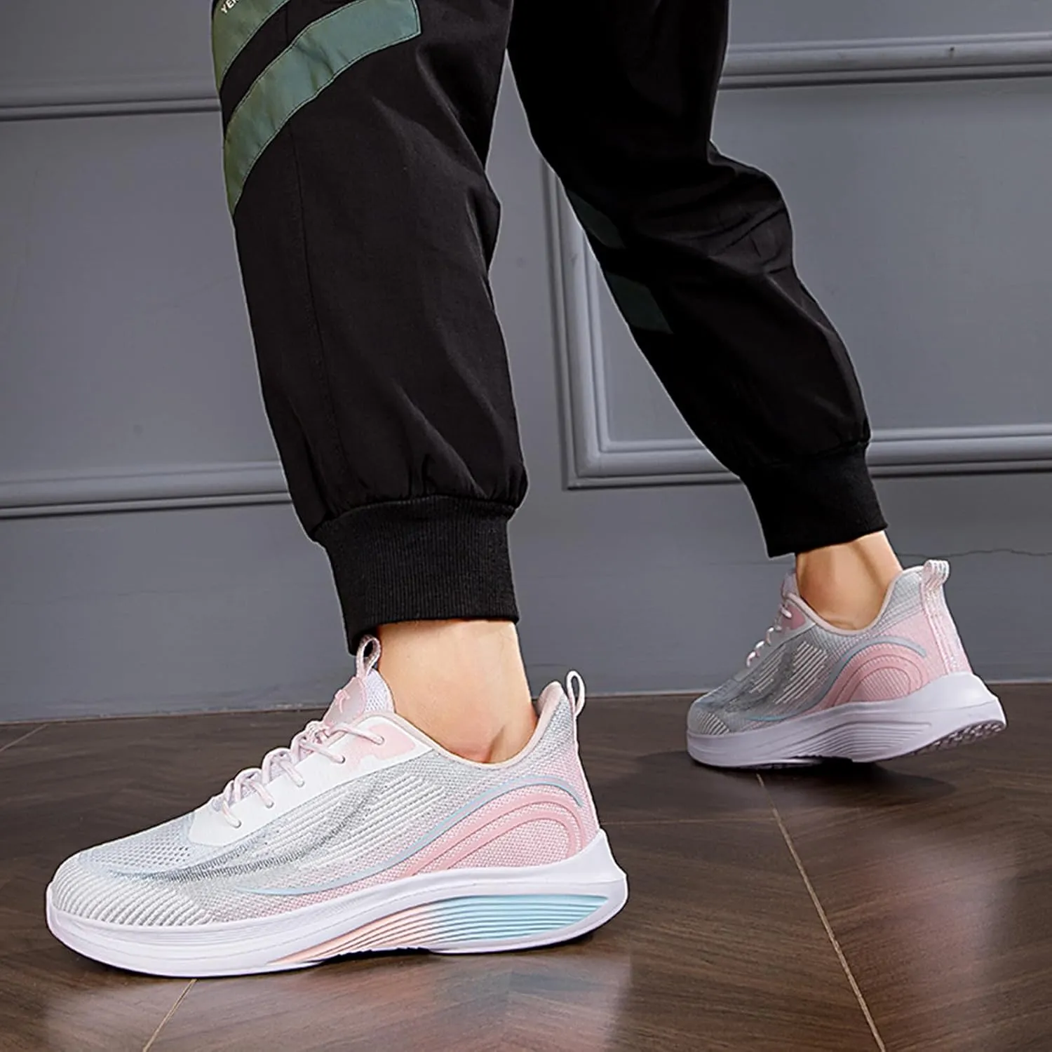 Women's Running Shoes, Size 6 to 13.5, Road Running Model, Athletic Shoe